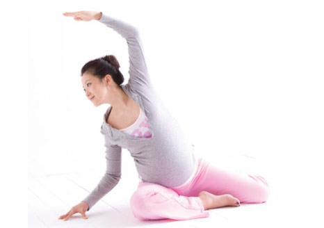 小心！孕妇瑜伽练习不当可致流产流产胎停