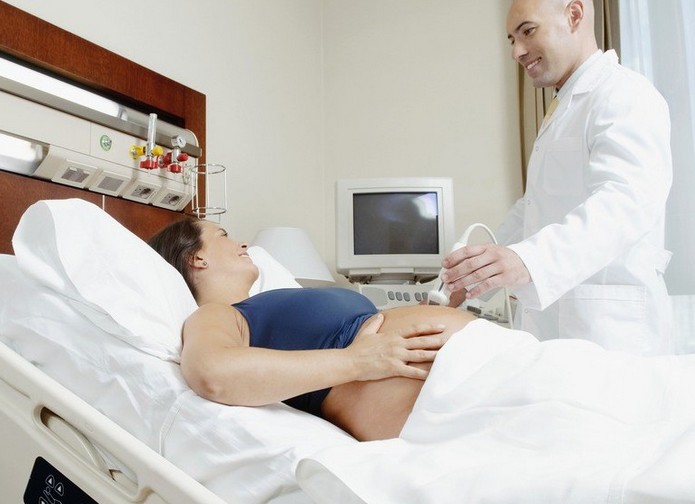 身体健康孕妇何时入院待产产前准备