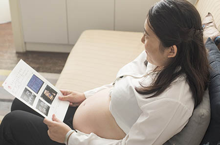 【产妇分娩前有什么征兆】分娩前的征兆有哪些女性分娩前会出现什么征兆
