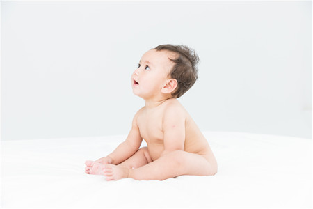 4个月宝宝大便是什么样的 4个月宝宝正常大便性状