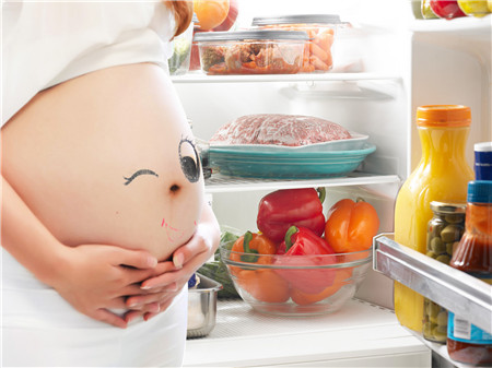孕晚期饿的很快为什么