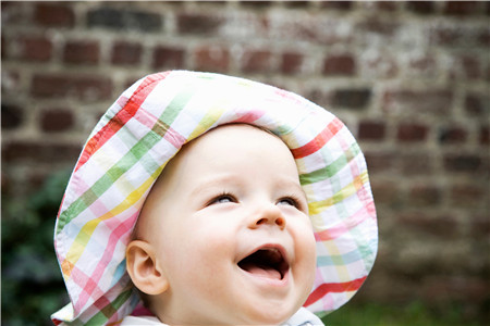 1个月婴儿可以用口罩吗 宝宝多大可以戴口罩