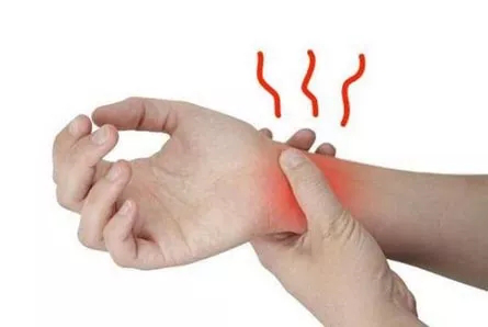 手麻是什么病的前兆，手指发麻是什么原因，多半是这三种