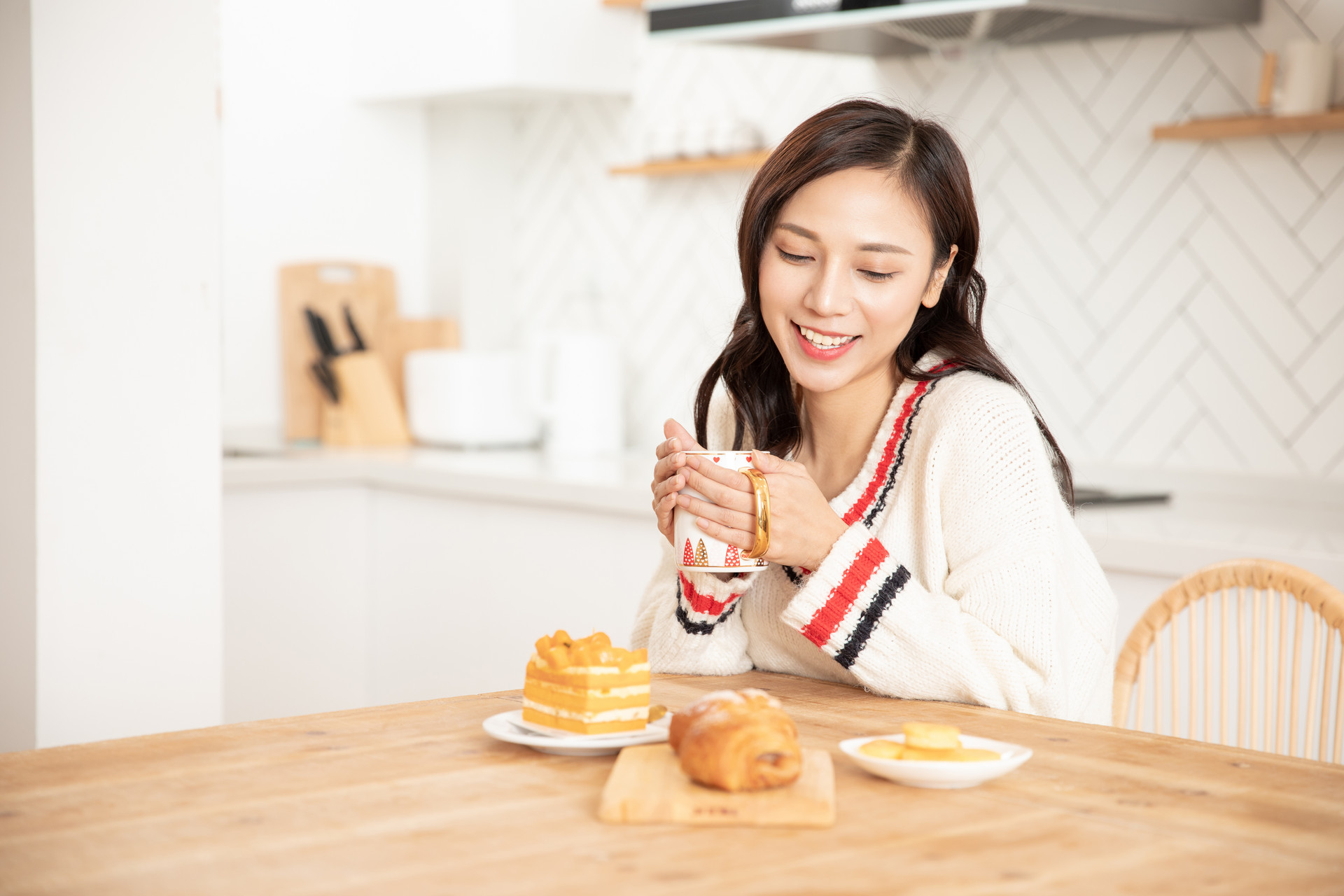 一天要喝几杯水才健康