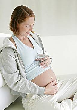 怀孕初期出血怎么办？第一时间该做什么？
