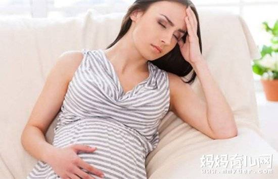 为什么孕妇会出现水肿呢，有什么办法缓解吗？