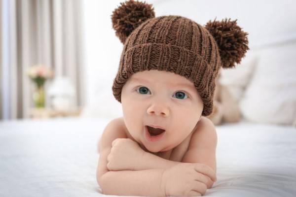 0-2岁不同月龄宝宝益智方案 让宝宝的智力赢在起跑线