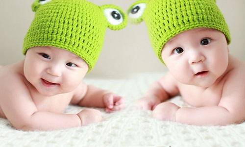 如何给双胞胎喂奶？怀上双胞胎的几率会高吗？