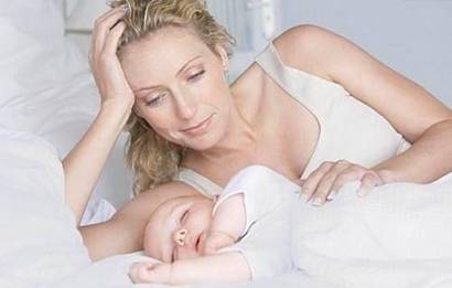 新生儿斜颈按摩后可以枕枕头吗，为什么新生儿不能睡枕头？
