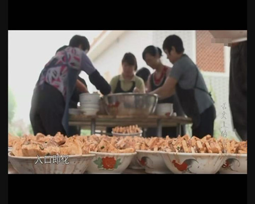 舌尖上的中国第1季第5集视频回顾：厨房的秘密饮食快报