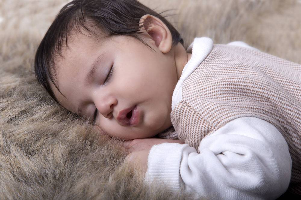 在夏天，宝宝睡觉空应该调多少度合适呢？