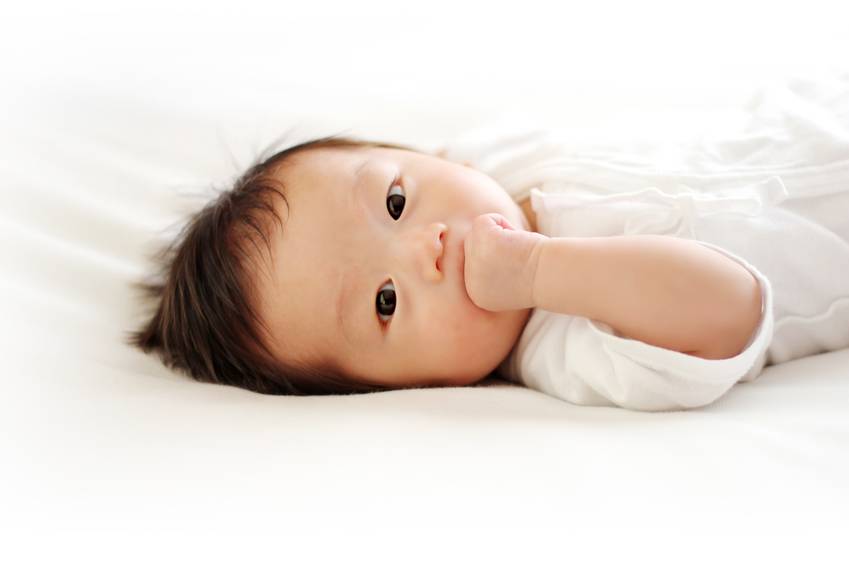造成新生婴儿不喝奶的原因有哪些？有什么办法解决？