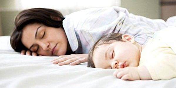 宝宝自主入睡的好处，宝宝多大才能自主入睡