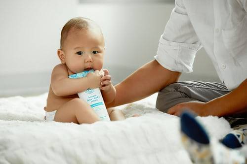 宝宝能用安抚奶嘴入睡吗？会对宝宝有影响吗？