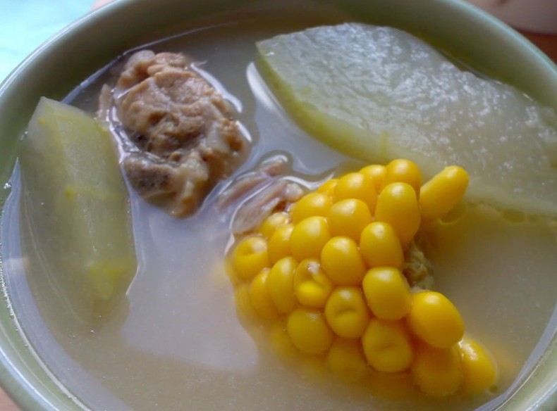 夏季消暑汤饮：冬瓜豆腐排骨汤妈妈夏季养生