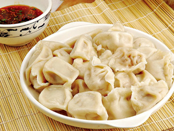 秋季养生食谱：油豆腐荸荠饺子