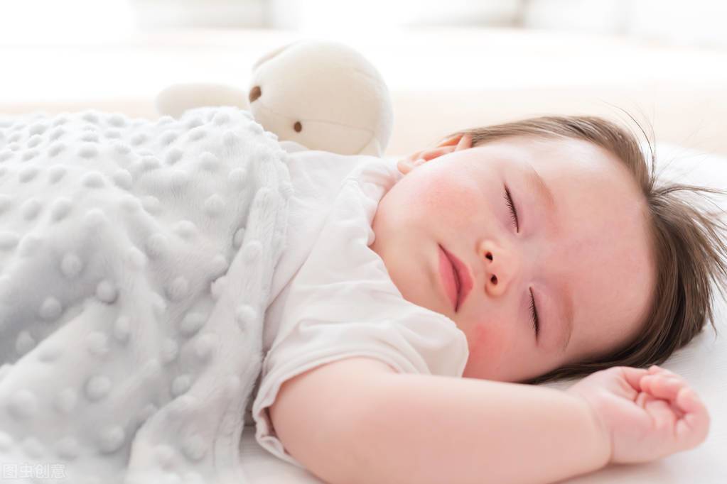 如何让宝宝养成良好的睡眠习惯？睡多久合适？