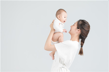 大人咳嗽小孩吃母乳有影响吗