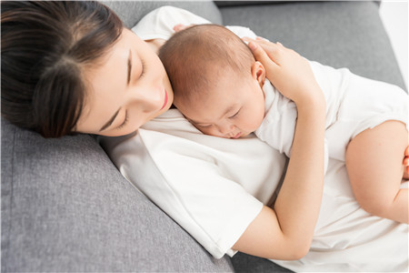 宝宝歪头睡觉有影响吗