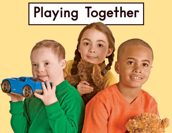 《Playing Together一起玩》英文原版绘本pdf资源免费下载