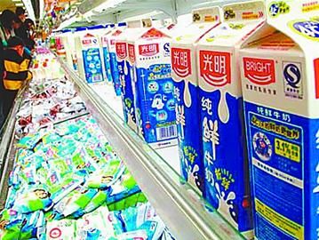 各地鲜奶涨价 短期奶价仍有上涨空间饮食快报
