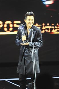 第九届金鹰奖的最大赢家 吴秀波、宋佳、杨幂、文章