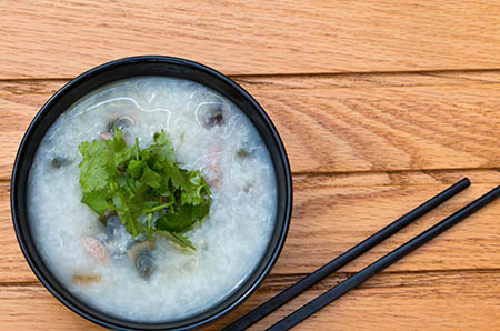 儿童开胃食谱—凤梨虾仁炒饭