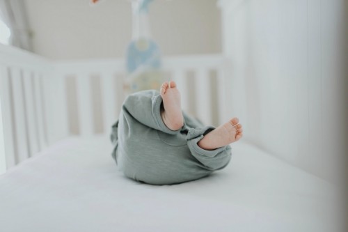 呵护宝宝的“金质睡眠”，为他们选一款好床垫