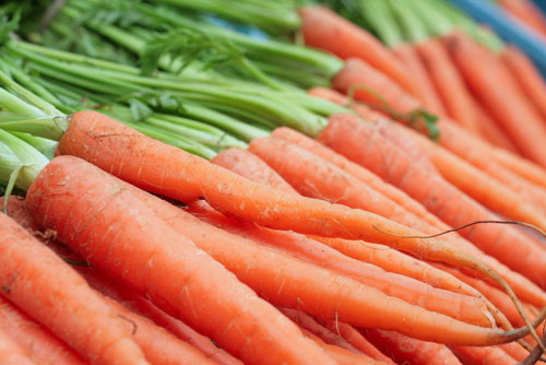 春天吃什么预防感冒 多吃红蔬果能有效预防妈妈春季养生