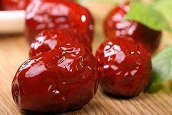 红枣枸杞泡水喝的功效作用以及饮食禁忌