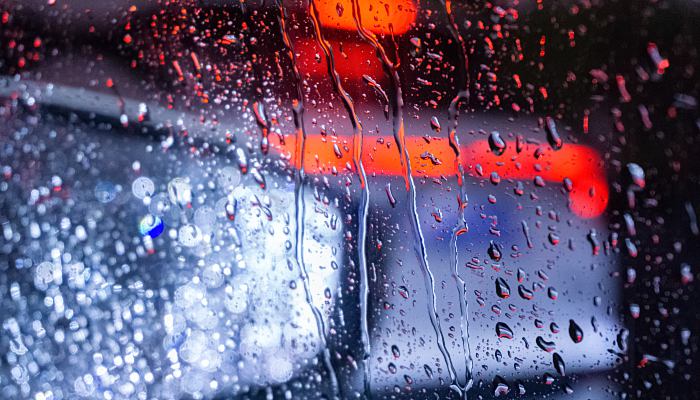 重庆今傍晚至明有较强雷雨 大部大到暴雨谨防大风冰雹等