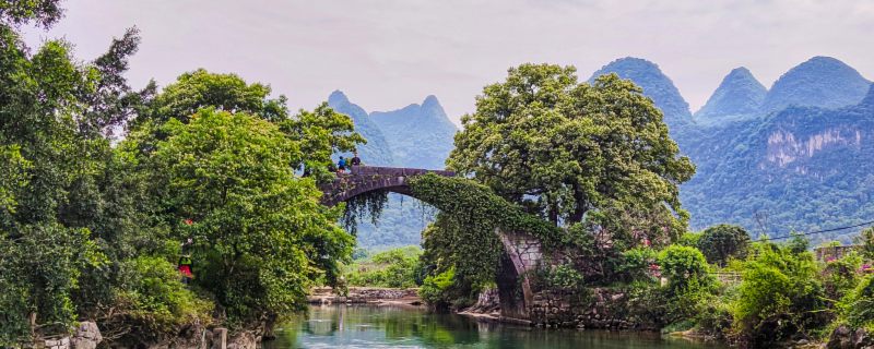 中国现存古代最长的连梁式石板平桥 我国现存最早最长的连梁式石板平桥