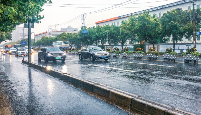 广东大暴雨正在赶来的路上 今广州有短时雷阵雨