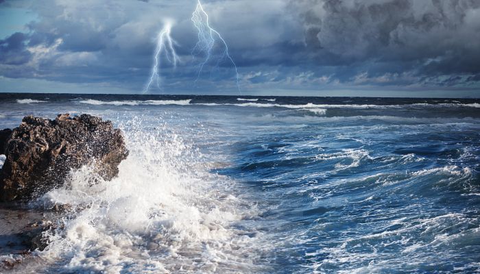 海南发布海上雷雨大风黄色预警：东部海面将现9级大风雷雨