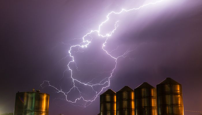 山西今部分地区有暴雨 太原小雨转阴最高温29℃