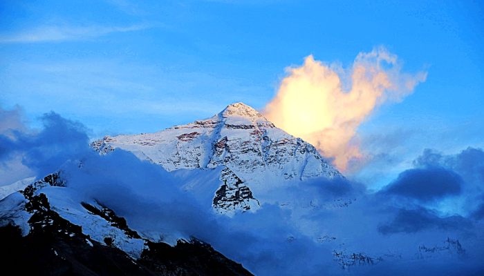 世界第一山是哪座山 世界上第一山是什么山